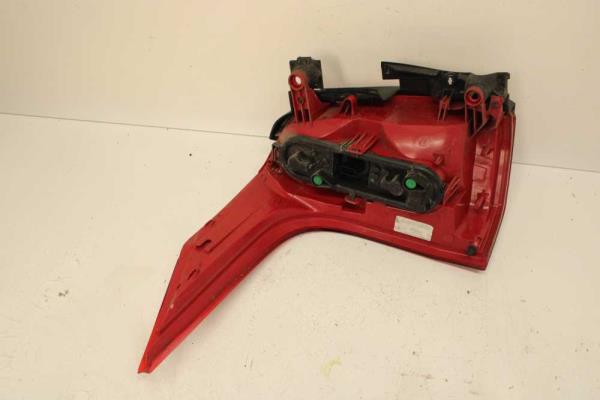 FEU ARRIERE DROIT PEUGEOT 5008 - Vue 2